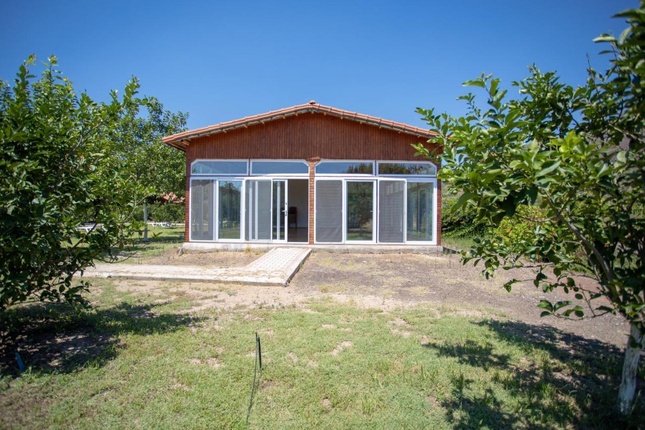 Ugur Pansiyon Bungalows Çıralı Luaran gambar