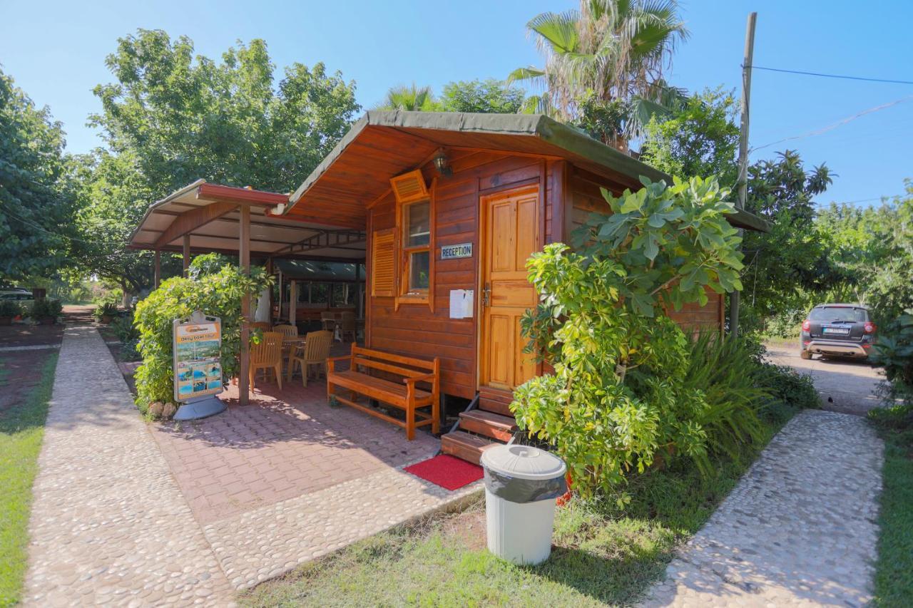 Ugur Pansiyon Bungalows Çıralı Luaran gambar