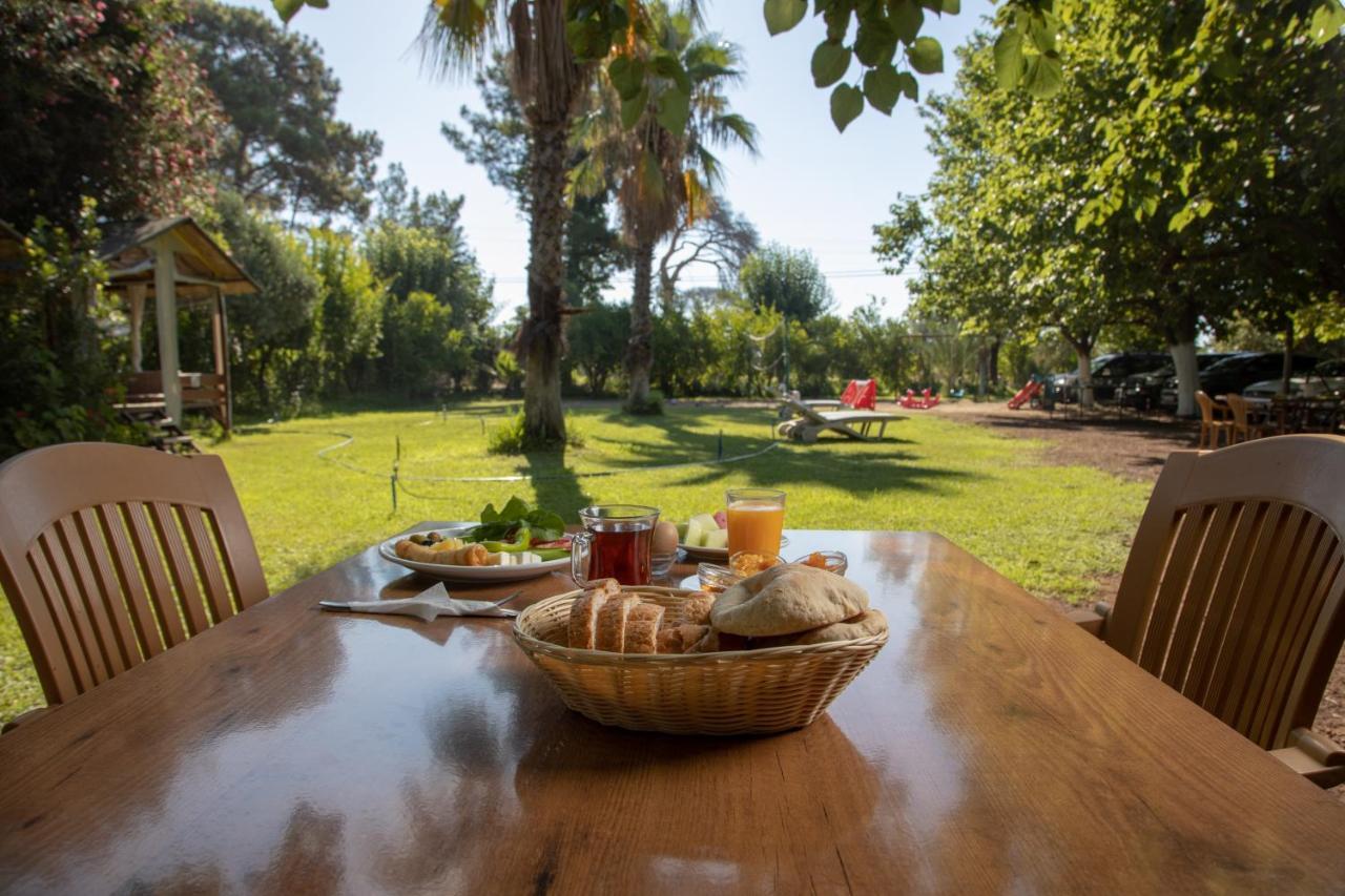 Ugur Pansiyon Bungalows Çıralı Luaran gambar