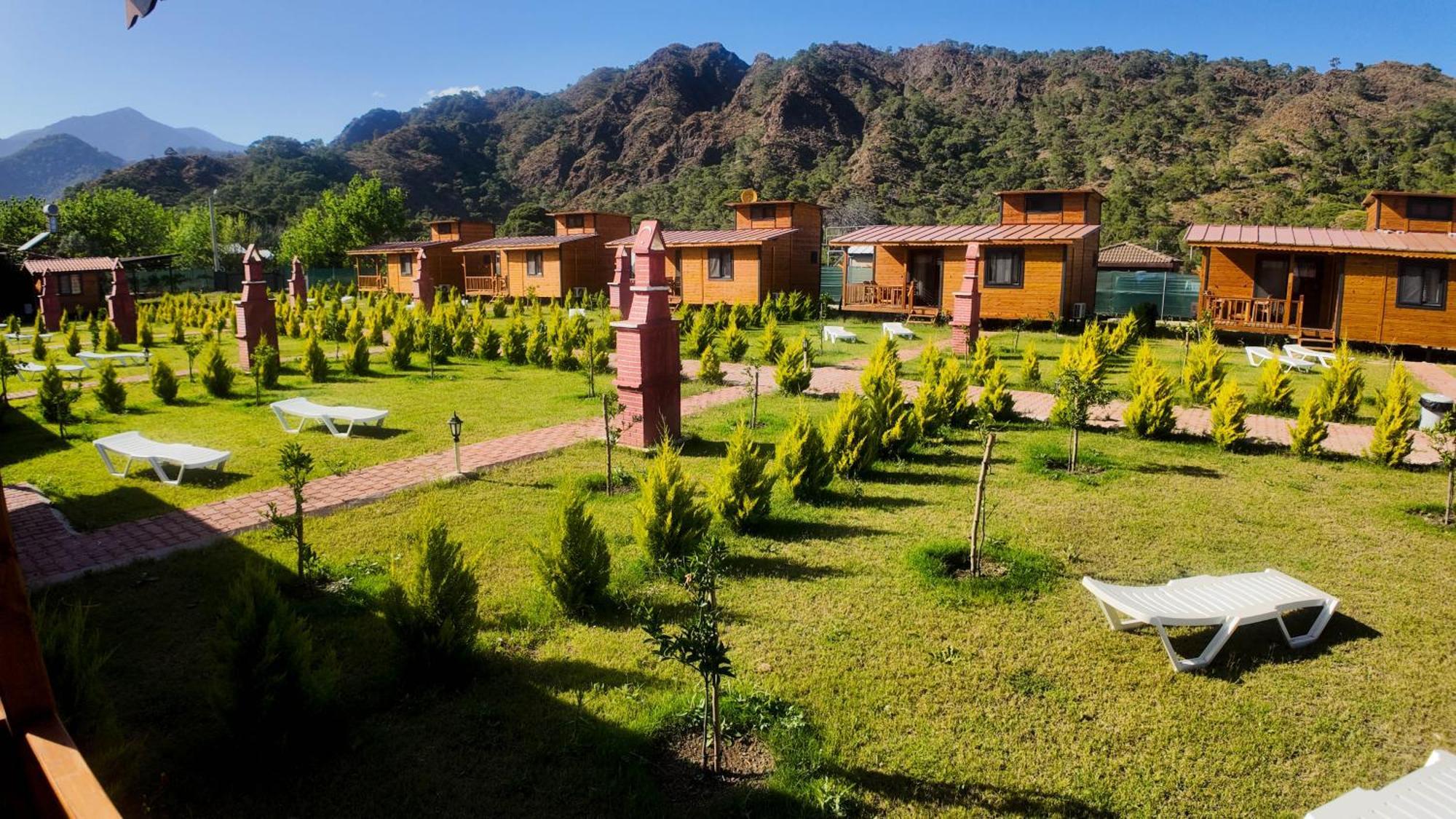 Ugur Pansiyon Bungalows Çıralı Luaran gambar