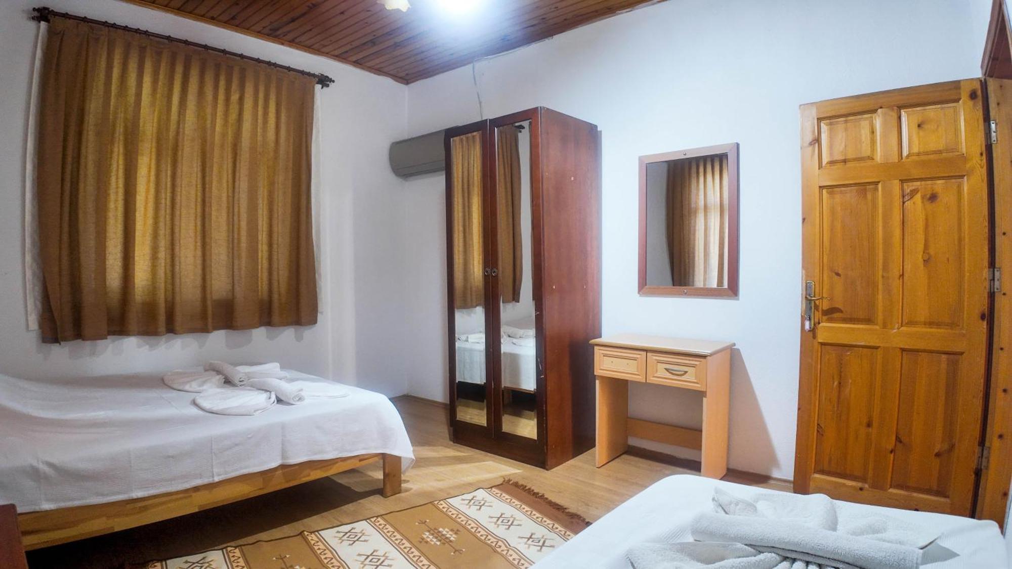 Ugur Pansiyon Bungalows Çıralı Luaran gambar