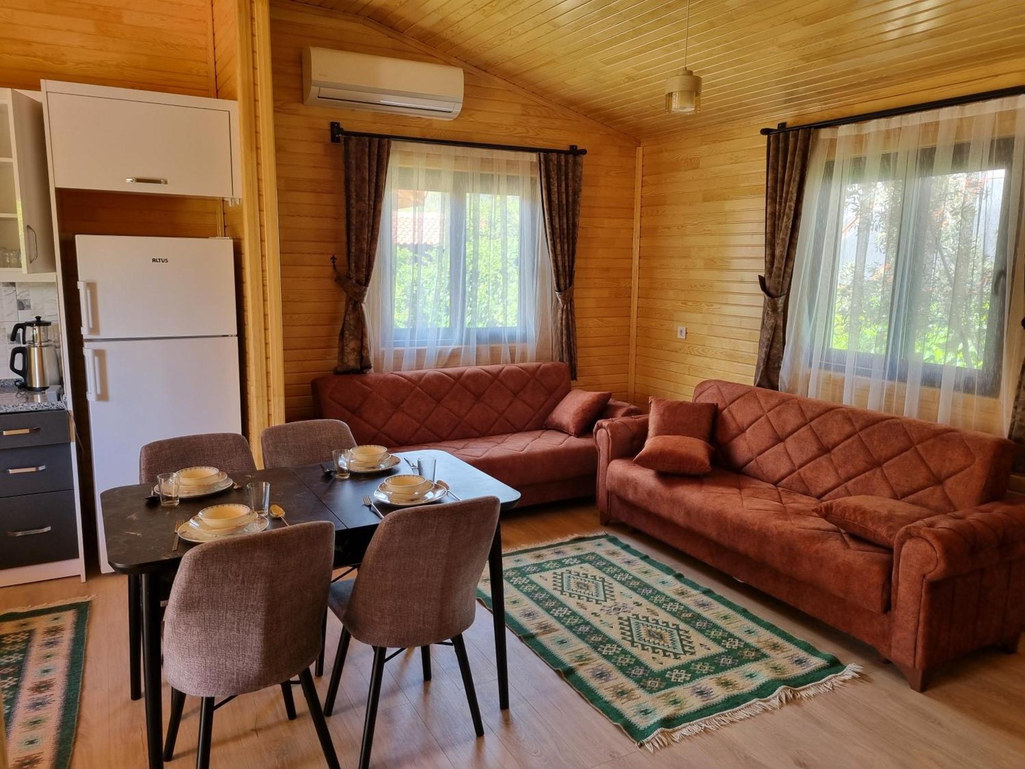 Ugur Pansiyon Bungalows Çıralı Luaran gambar